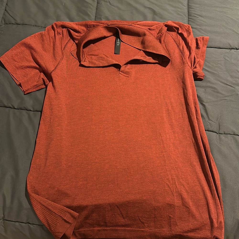 Men’s lululemon collared shirt